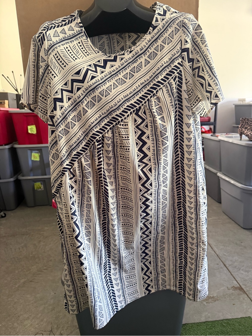 Women’s Navy & White Patterned Short-Sleeve Dress p44